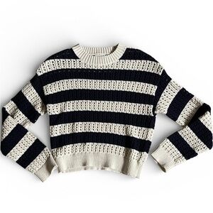 Universal Thread Navy & Cream Striped Open Knit Sweater Size Medium